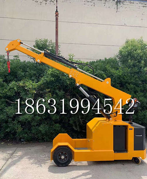 台山市随车吊机仓库小型仓库小型移动随车吊机出租货车起重机绞盘